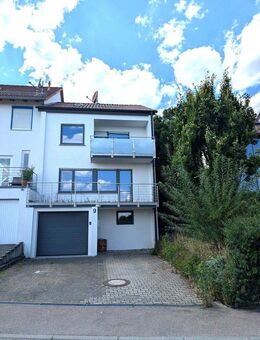 Ansprechendes Eckhaus I Garten I Garage I 5 Zimmer I 2 Bäder - Aichwald