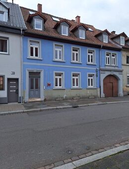 Eigentumswohnung - 4 Zimmer mit Altbauflair - Kaiserslautern