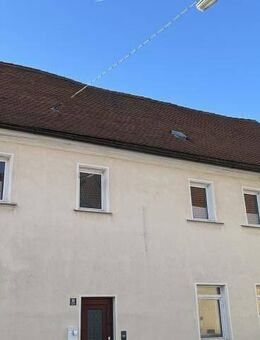 Thiersheim - Grundstückspaket - teilrenoviertes Stadthaus mit angrenzendem Gartengrundstück - Thiersheim