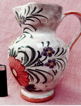 Keramik-Kanne mit bunt bemalten Blumen - Handarbeit - ca. 21 cm Länge - Groß Gerau