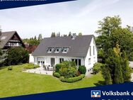 *** Villingen Kurgebiet - stilvolles Wohnhaus auf parkähnlichem Grundstück in Villenlage! *** - Villingen-Schwenningen
