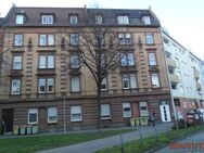 Familiengerechte 4 Zimmer-Wohnung mit Ausbaupotential im historischen, denkmalgeschützten Altbau - Mannheim