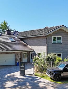 Hochwertiges Zweifamilienhaus in ruhiger Lage am Feldrand von Lohbarbek! - Lohbarbek