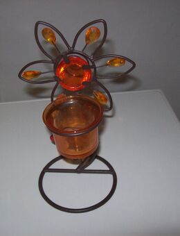 Teelichthalter mit Blütendekor - Erwitte