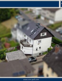 Teilsaniertes Zweifamilienhaus mit großzügigem Garten und viel Potenzial in Aussichtslage - Lahnstein