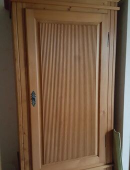 Dielenschrank Gaderobenschrank - Pforzheim