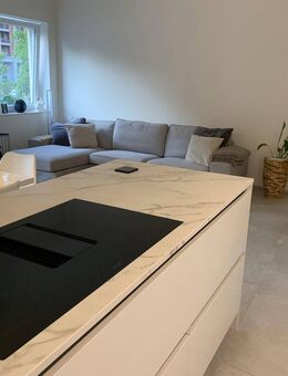 Zentrale, stilvolle 4 Zi.-Maisonette direkt am Kanal! Familientraum mit sonniger Terrasse! - Hamburg