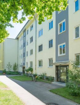 Gelegenheit im gefragten Werksviertel! Renovierte 3-Zimmer-Wohnung mit Blick ins Grüne - München