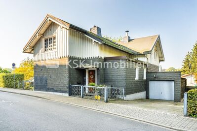 Interessantes und modernisiertes Fachwerkhaus mit Garten,Garage in Zentrumsnähe von Hückeswagen!