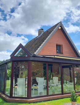 Einfamilienhaus mit Wintergarten und Grundstück mit viel Potenzial - Hechthausen
