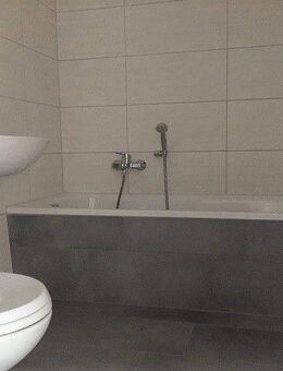 Abenteuer erste Wohnung? 1-Raum-Wohnung mit Balkon - Oschersleben (Bode)