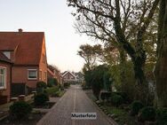 Einfamilienhaus mit Einlieger, Garten und Garage - Ochtrup