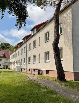 Feine Dachgeschosswohnung! 2-Zimmer in zentraler Lage in Hannover-Ricklingen - Hannover