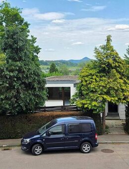 * Familienhaus * 7 Zimmer * ELW * 2 Garagen * - Uhingen