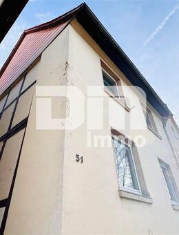 Geplegtes Einfamilienhaus mit 2 Nebengebäuden, Garten und überdachtem Freisitz - Duderstadt