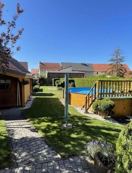 Freistehendes Einfamilienhaus mit Gartenparadies - Großneuhausen