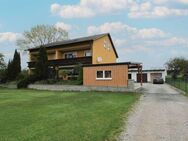 Großzügige sanierungsbedürftige Doppelhaushälfte mit Garten, Garage und Stellplatz in Altendorf - Altendorf (Regierungsbezirk Oberpfalz)