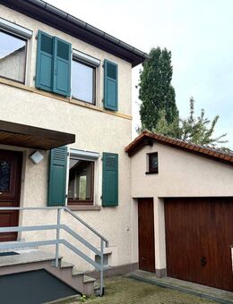 Doppelhaushälfte in zentraler Lage von Kehl mit großem Garten - Kehl