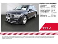 VW Tiguan, 1.5 TSI Elegance digi, Jahr 2023 - Bad Segeberg