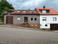 Provisionsfrei: Charmantes Mehrfamilienhaus mit viel Potenzial im Tourismusgebiet am Diemelsee - Diemelsee