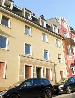 Gemütliche 2-Zi.-DG-Whg. mit hübschen Dielen- auf Wunsch ab sofort frei - Wuppertal