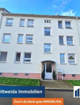 3-Raum-Wohnung in schöner Lage - mit 2 Garagen! Ideal für Eigennutzer! - Rossau