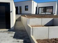Stilvoller Flachdachbungalow - Schweinfurt