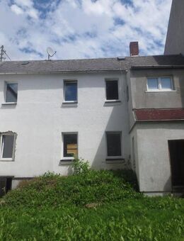 Objekt-Nr.: 9224 - Einfamilienhaus zum sanieren mit 2 Bädern und Gäste-WC in Pausa-Mühltroff - Pausa-Mühltroff