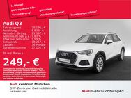 Audi Q3, 45 TFSI e, Jahr 2022 - München