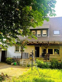 **Zentral gelegenes, renovierungsbedürftiges Einfamilienhaus mit großem Garten und Garage in Unna-Königsborn** - Unna