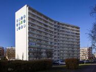 Perfekt - mit zwei Balkons und Küche mit Fenster! - Neubrandenburg