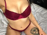 Selly 19: dirty chat und sexting,nudes und facetime Session - Berlin