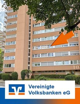 Kapitalanlage mit Potenzial: 4-Zimmer-Wohnung mit Balkon & Garage - Böblingen