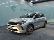 Opel Grandland, 1.6 Ultimate Plug-in-Hybrid 4, Jahr 2022 - München