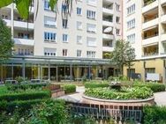 Blick ins Grüne: Sehr schöne 2-Zi-Senioren-Wohnung mit Westloggia im beliebten HesperidenPark - Nürnberg