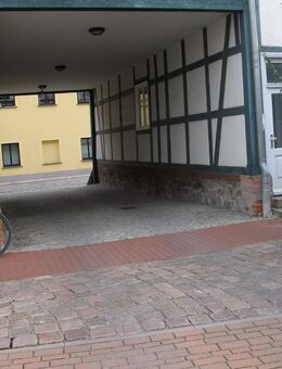 3-Raum-Wohnung in ruhiger Seitenstraße in der Innenstadt gelegen mit Dachterrasse - Stendal (Hansestadt)
