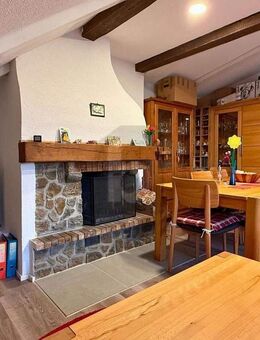 MODERN SANIERT MIT GEMÜTLICHEM KAMINOFEN - Offenburg