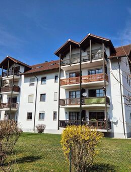 Zentrumsnahe, gepflegte 2-Zi-Wohnung im EG mit Balkon und Stellplatz - Pfarrkirchen