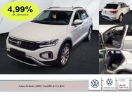 VW T-Roc, 1.5 TSI Life, Jahr 2023 - Bayreuth