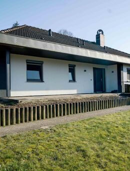 Energetisch sanierter Bungalow auf großem Grundstück - Ebersdorf