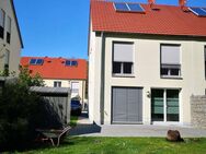 Traumhafte Doppelhaushälfte in Nittendorf! - Nittendorf (Markt)