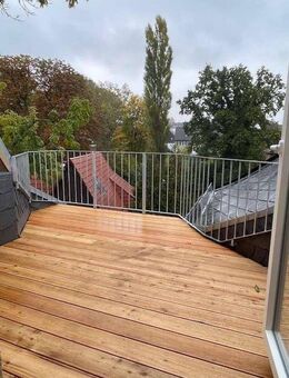 Spektakulärer 4-Zi Wohntraum mit Balkon und Blick ins Grüne Nähe Tierpark - Chemnitz