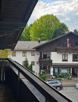 Großzügige 2-Zimmer-Dachgeschoss-Wohnung in Bernau am Chiemsee! - Bernau (Chiemsee)