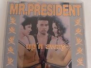 Up'n away von Mr. President (CD-Maxi) - Essen
