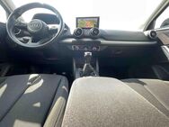 Audi Q2, 30 TDI S LINE, Jahr 2024 - Heideck