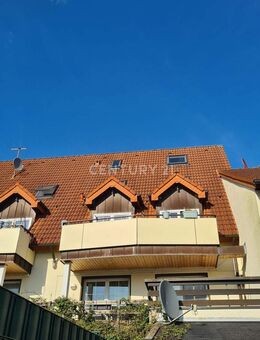 Stommeln - Helle 4-Zimmer-Maisonettewohnung mit Balkon & Stellplatz - bezugsfrei! - Pulheim