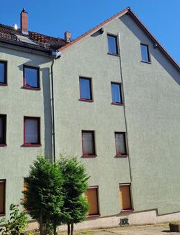 Charmantes Mehrfamilienhaus mit 3 Parteien und Innenhof - Ideale Kapitalanlage in begehrter Lage - Apolda