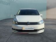 VW Touran, 2.0 TDI Highline DIGITAL PRO 17, Jahr 2024 - München