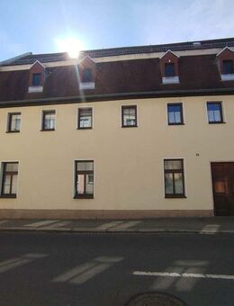 kleines teilsaniertes Mehrfamilienhaus im Zentrum von Frohburg - Frohburg