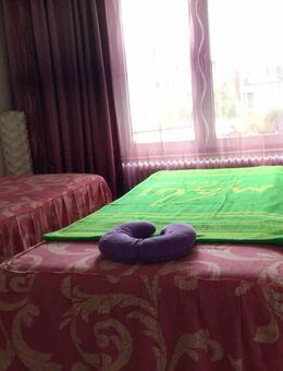Massage - Massage von chinesischer Masseurin bei Jiaren Massage - Düsseldorf Zentrum